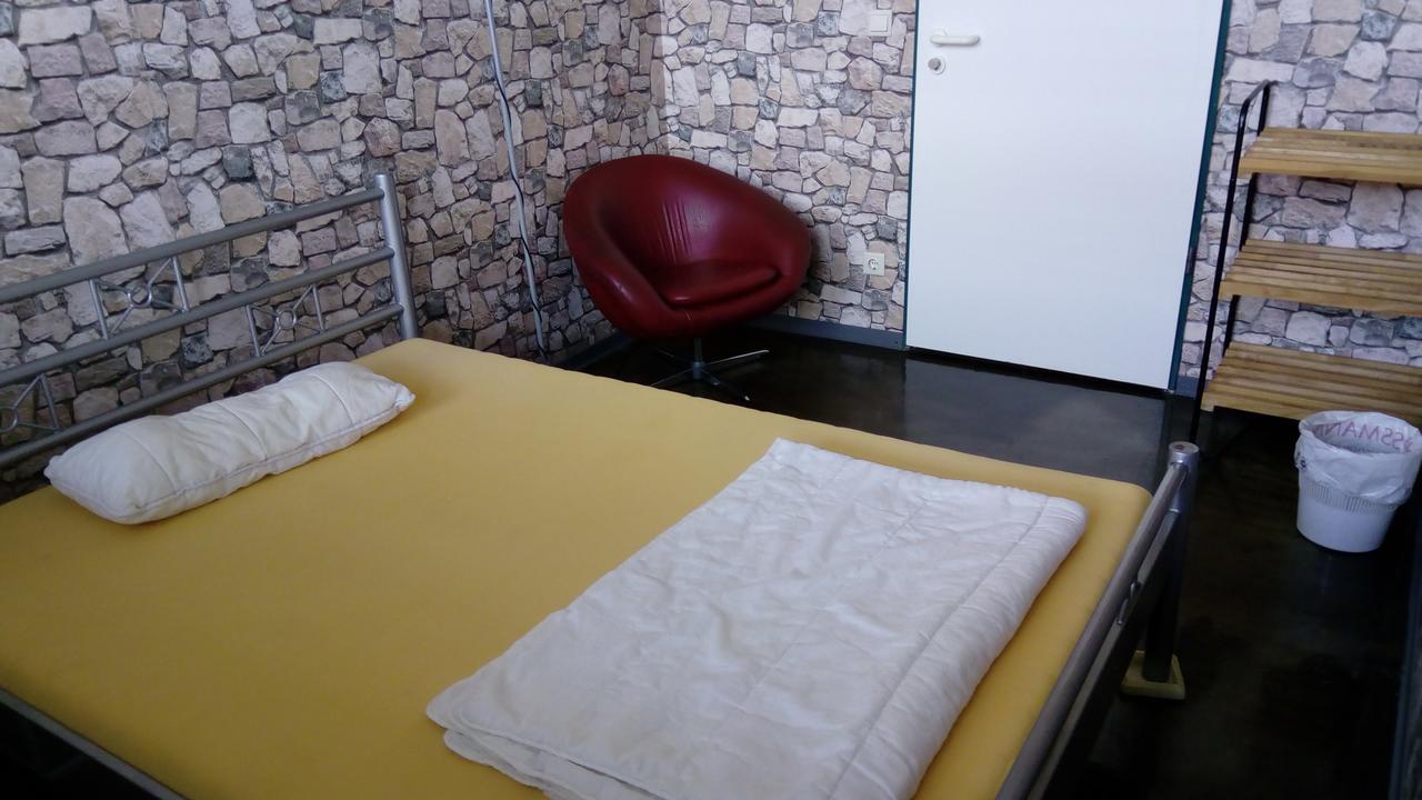 Penthouse Backpackers Hostel Osnabrück Buitenkant foto